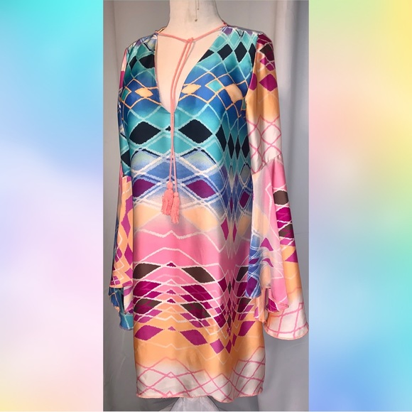 Just Paris colorful bell sleeve mini tunic dress - Picture 2 of 7